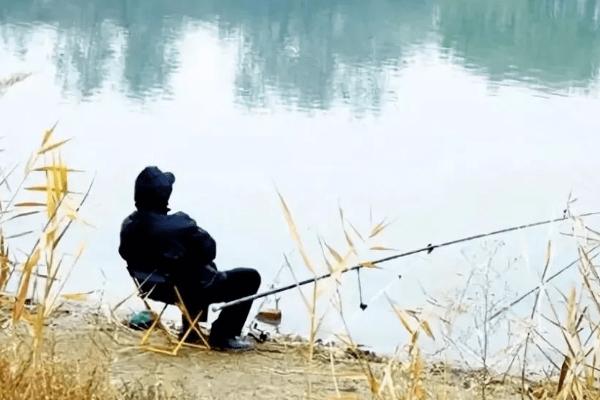 初冬天气适合钓鱼吗,钓法对路子就无需看“天”