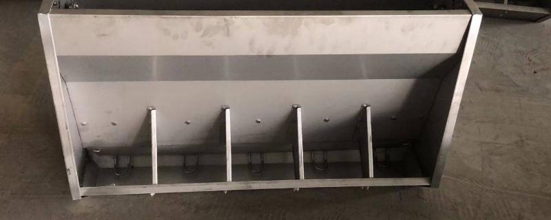 育肥猪最实用自动料槽,育肥猪拉黑稀是什么原因