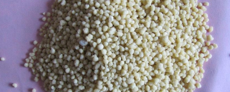 复合肥能直接撒吗,撒复合肥多久起效