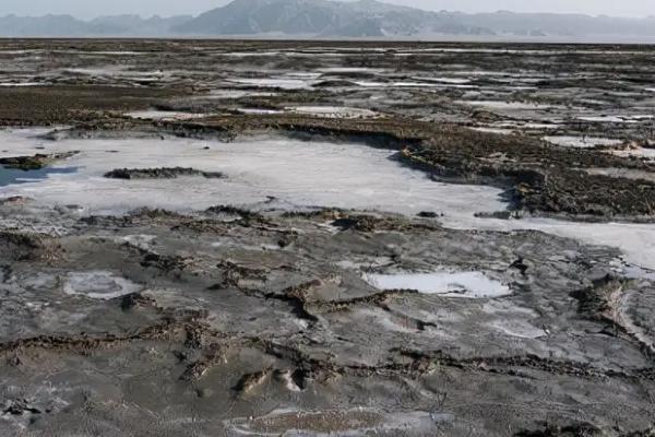 冻土怎么挖坑,冻土是什么意思