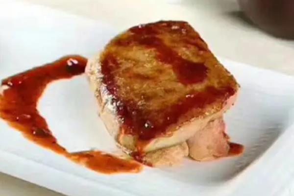 法国鹅肝怎么养出来的,为什么那么大