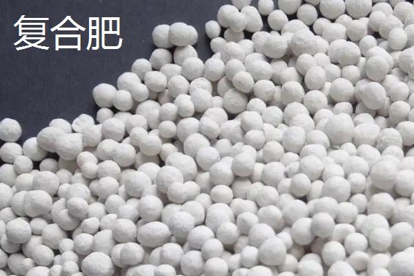 尿素与复合肥的区别,尿素的主要成分是什么