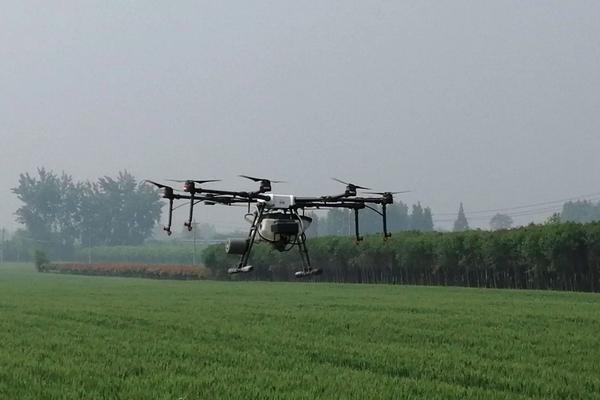 吡唑醚菌酯防治小麦什么病害,吡唑醚菌酯不能和什么药混用