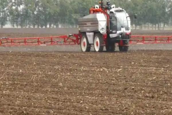 除草剂对土壤的危害有哪些方面,除草剂的残留期有多长