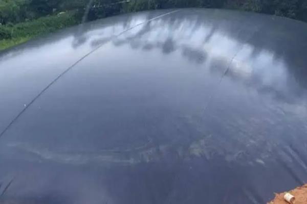 黑膜沼气池建造利与弊,黑膜沼气池原理