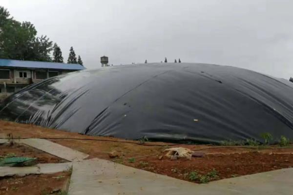 黑膜沼气池建造利与弊,黑膜沼气池原理