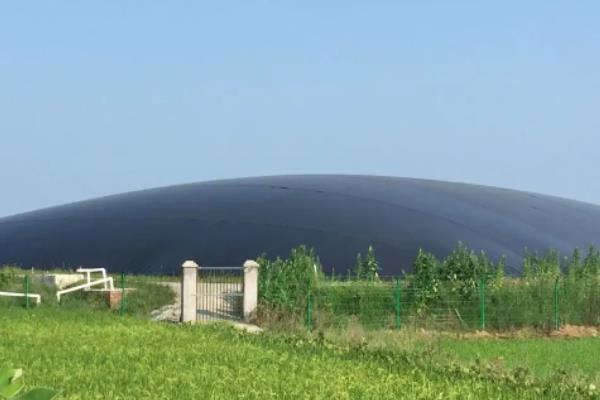 黑膜沼气池建造利与弊,黑膜沼气池原理
