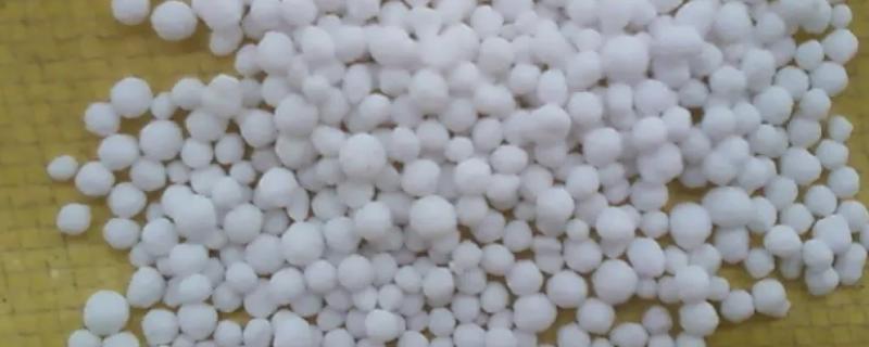 哪种氮肥最易引起土壤板结，土壤板结如何快速改良