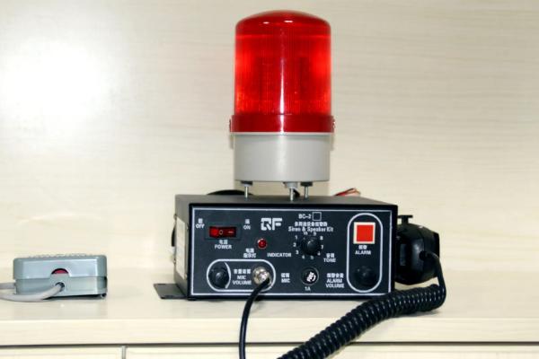 养鸡怎样防止黄鼠狼