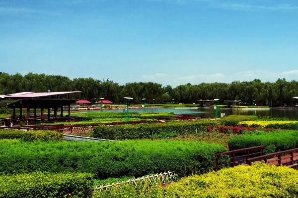 生态农场的经营模式,生态农场和家庭农场的区别