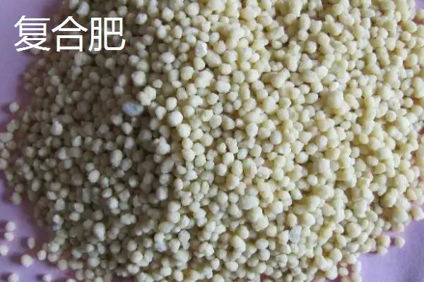 复合肥和大量元素水溶肥的区别