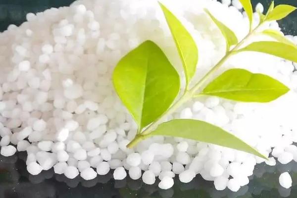 复合肥可以当水溶肥使用吗