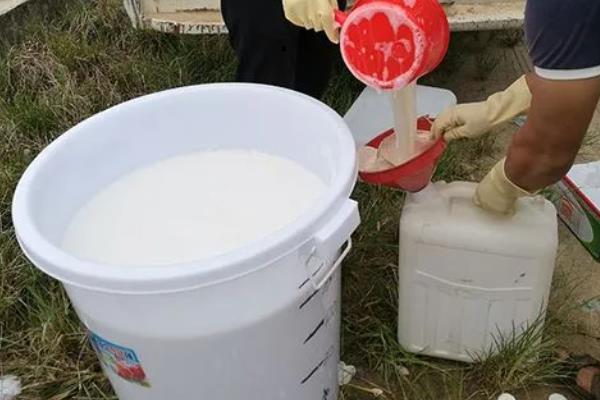 30斤水兑多少高效氯氟氰菊酯