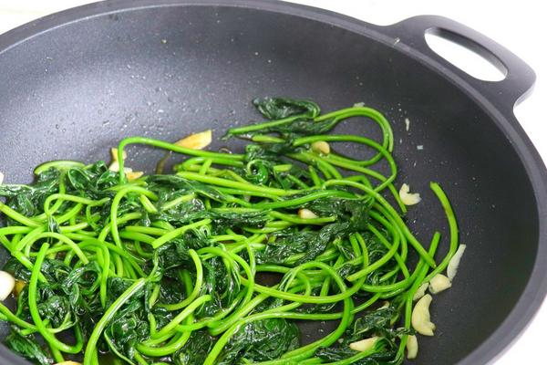 空心菜和红薯叶的区别